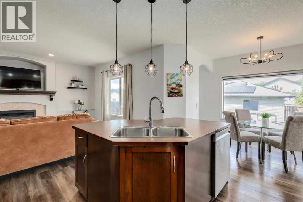 Single Family House for Sale in  Elgin Manor SE McKenzie Towne Calgary 