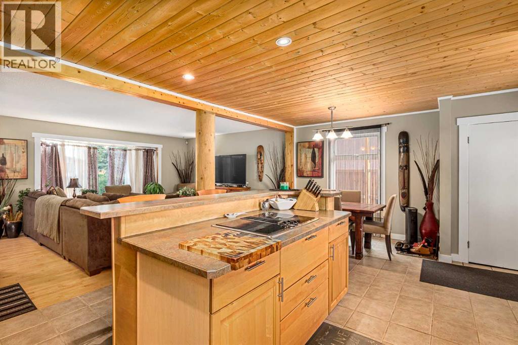 Single Family House 3 Level for Sale in  Forlee Drive SE Forest Heights Calgary 