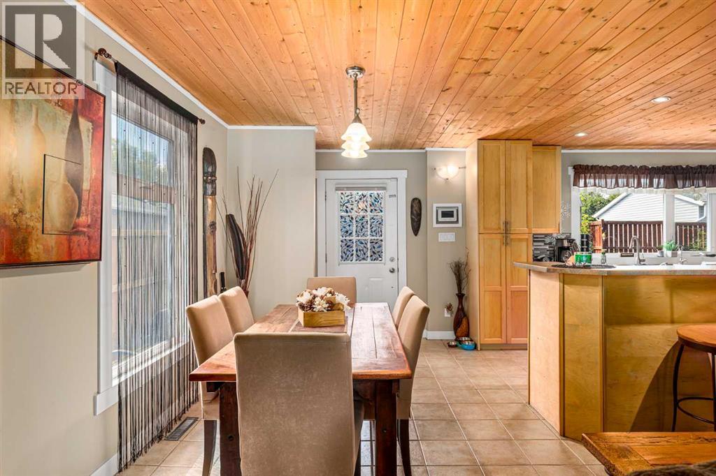 Single Family House 3 Level for Sale in  Forlee Drive SE Forest Heights Calgary 