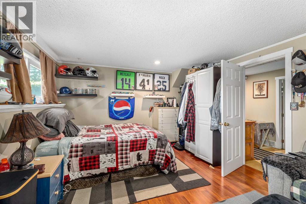 Single Family House 3 Level for Sale in  Forlee Drive SE Forest Heights Calgary 
