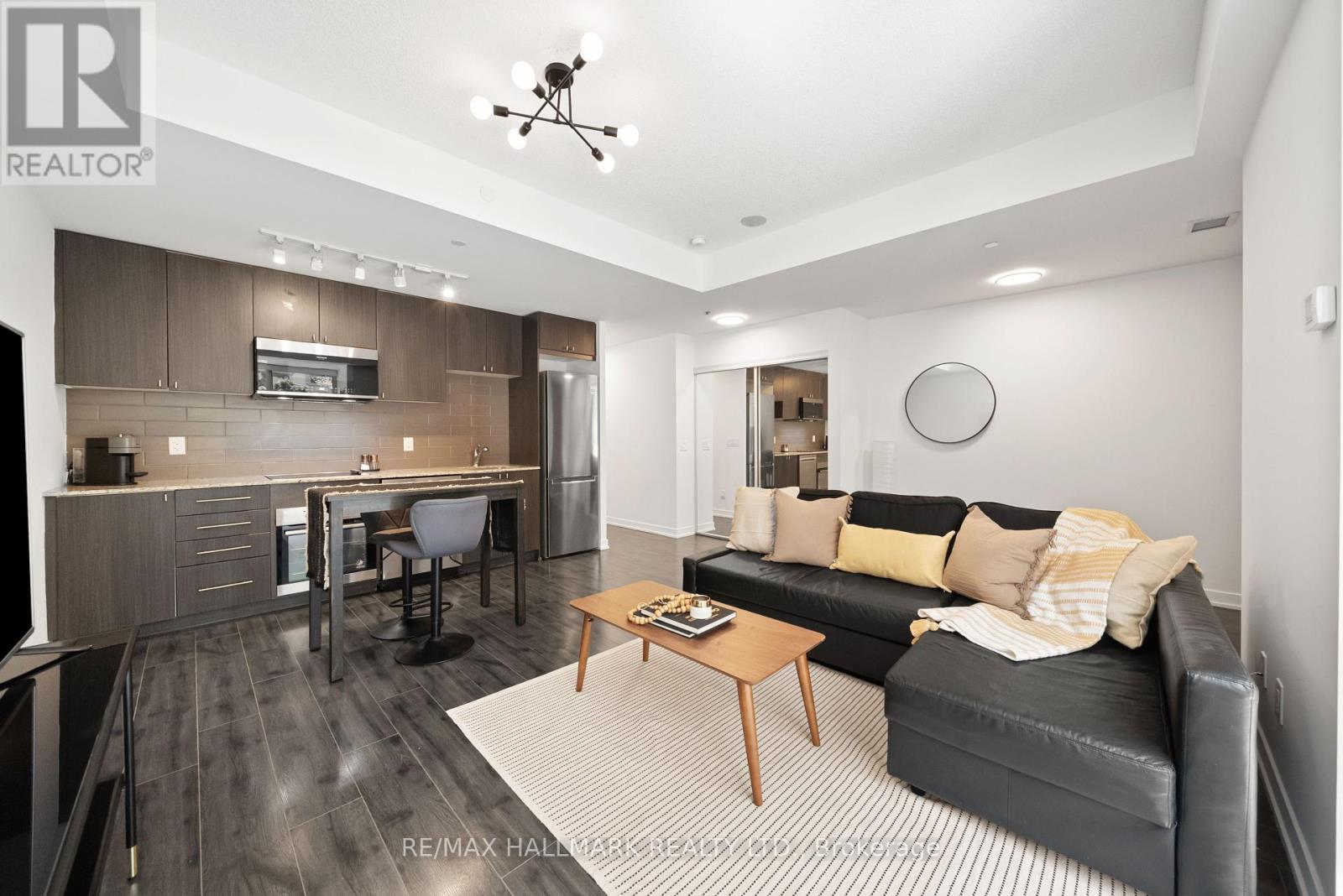 Photo 4 of Th 3 18 Rean Drive, Toronto ON