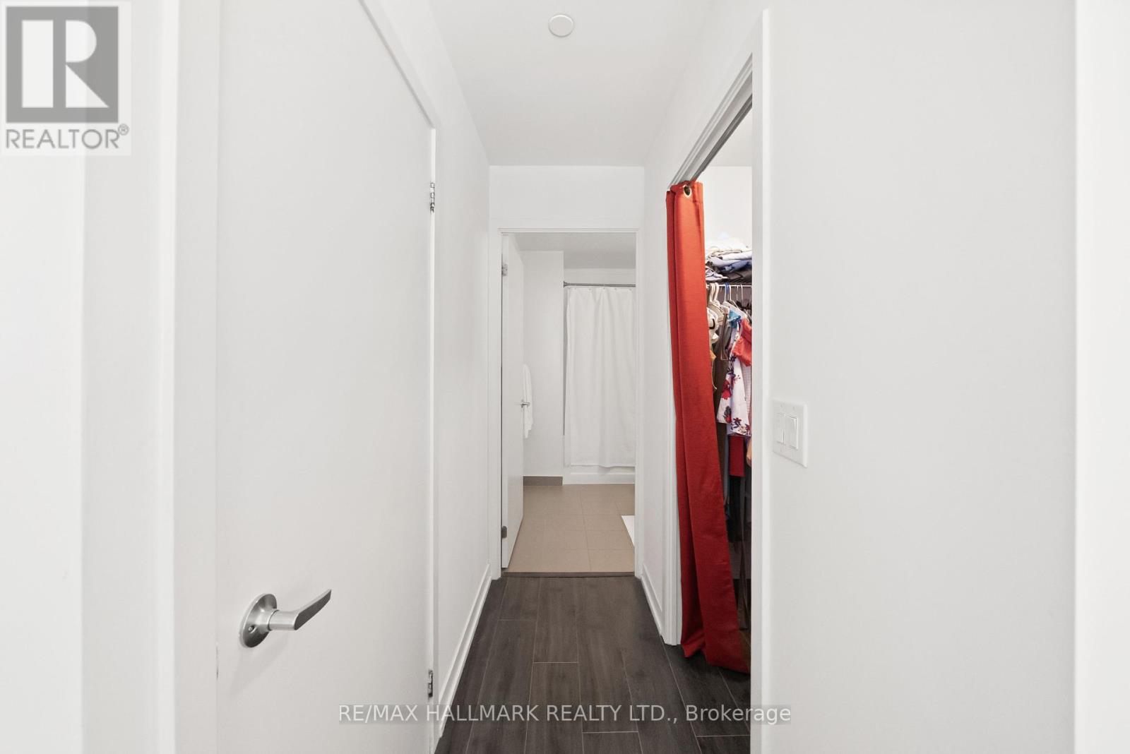 Photo 19 of Th 3 18 Rean Drive, Toronto ON
