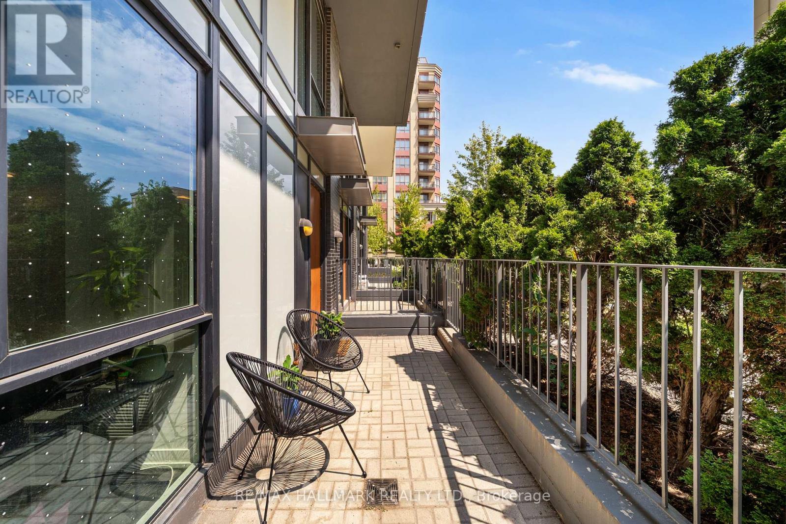 Photo 13 of Th 3 18 Rean Drive, Toronto ON