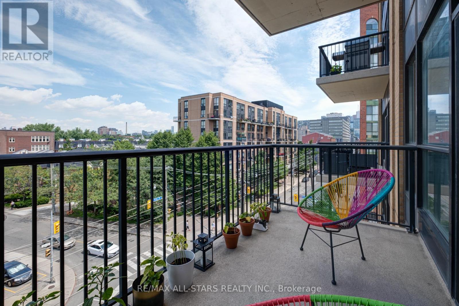 Photo 6 of 511 833 King Street W, Toronto ON