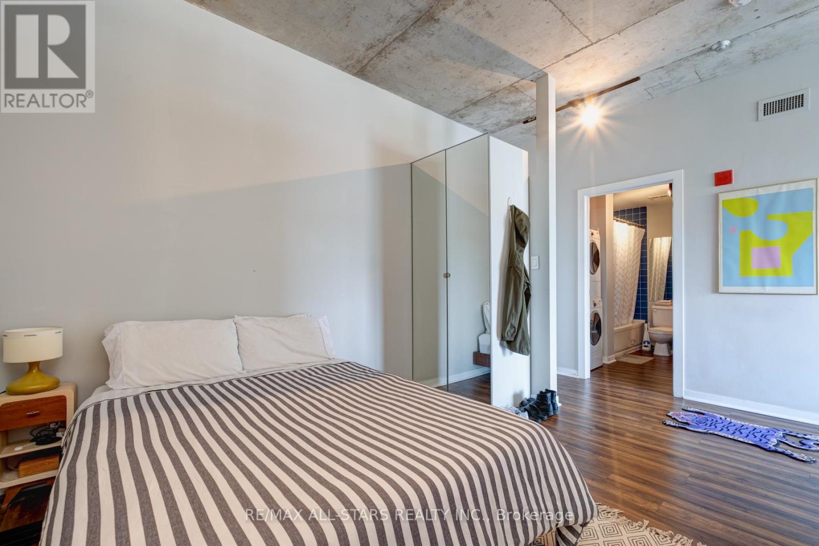 Photo 26 of 511 833 King Street W, Toronto ON
