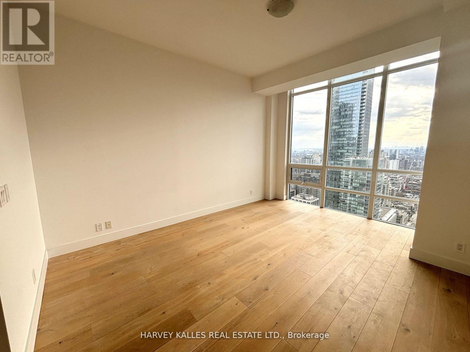 Photo 7 of Ph 201 825 Church Street, Toronto ON