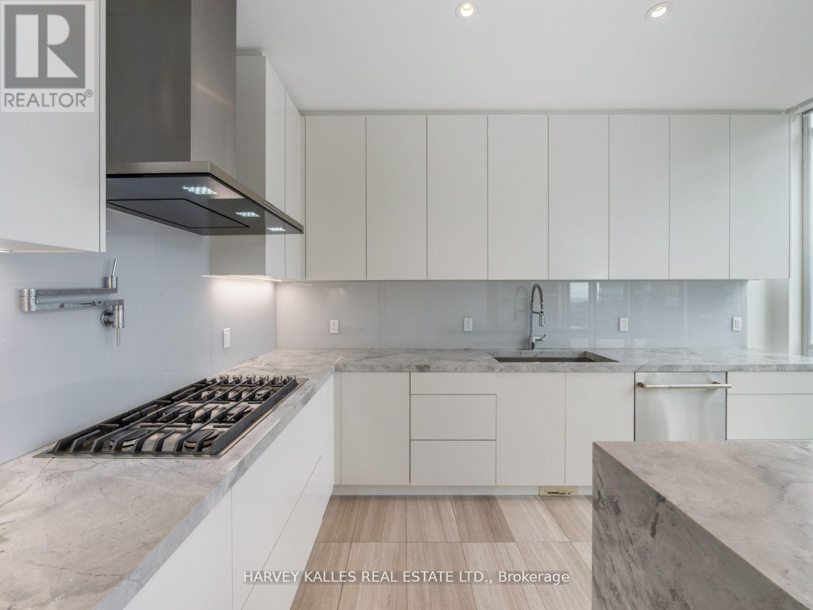 Photo 5 of Ph 205 825 Church Street, Toronto ON