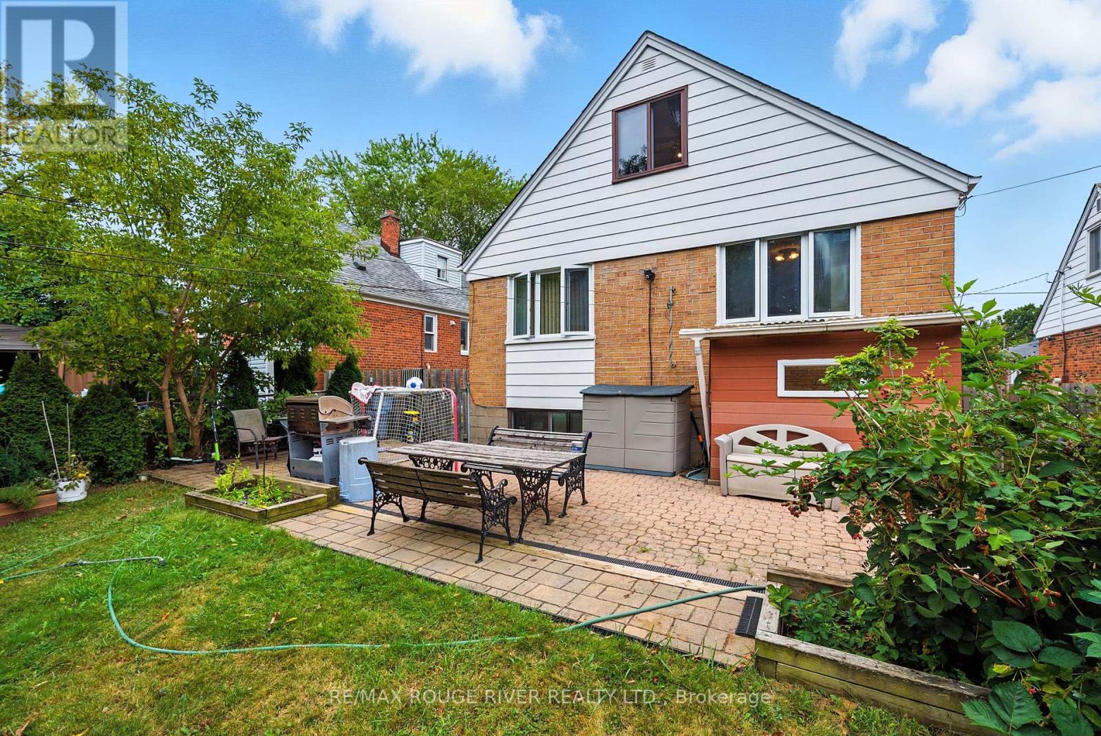 Photo 42 of 51 Elfreda Boulevard, Toronto ON