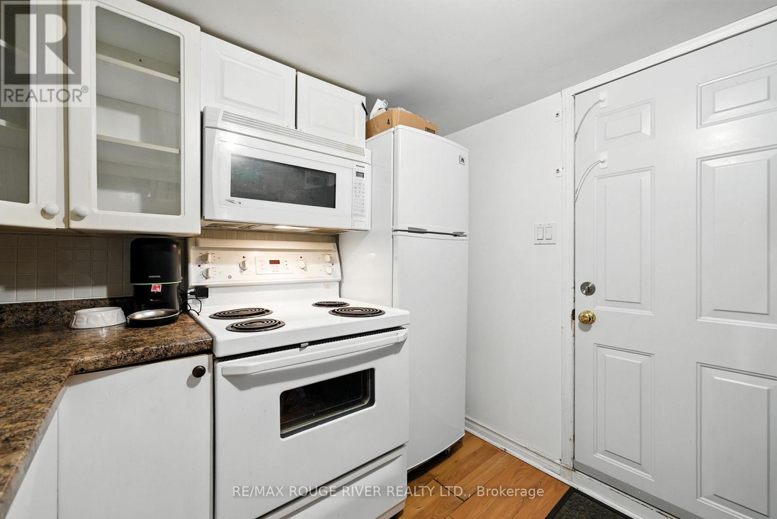 Photo 33 of 51 Elfreda Boulevard, Toronto ON
