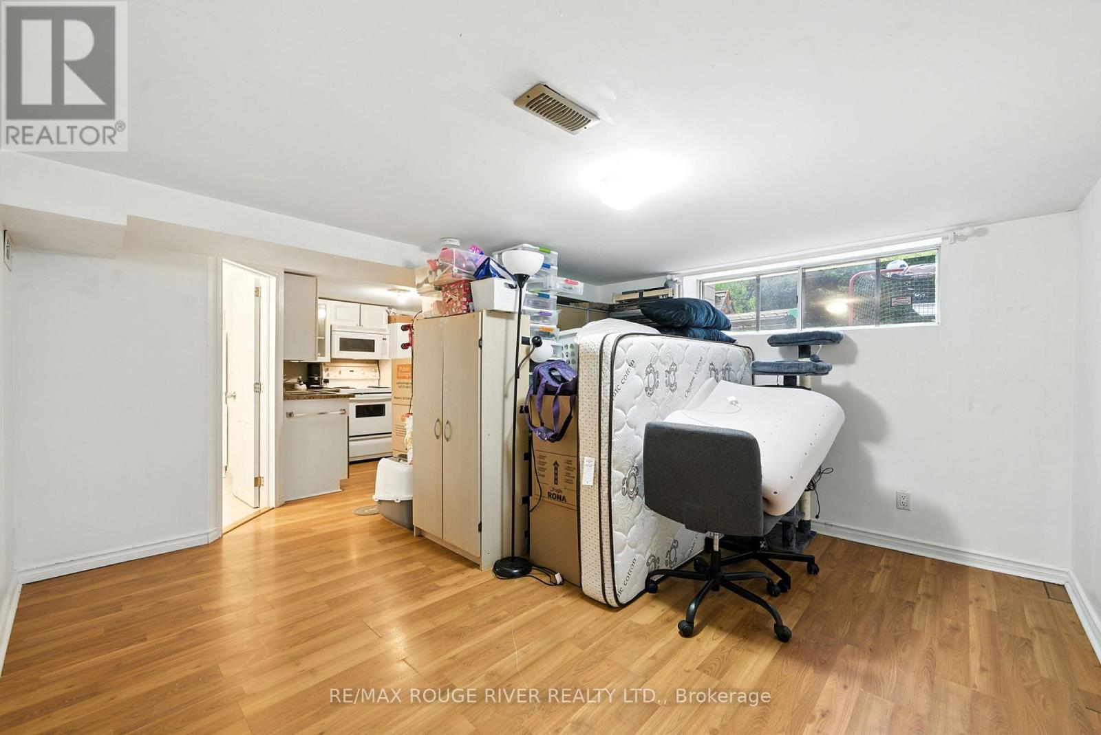 Photo 36 of 51 Elfreda Boulevard, Toronto ON