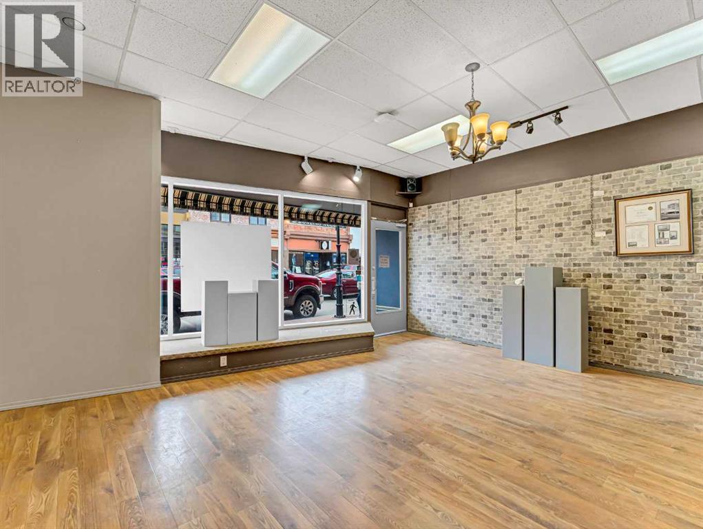 Photo 22 of 628 2 Street Se, Medicine Hat AB
