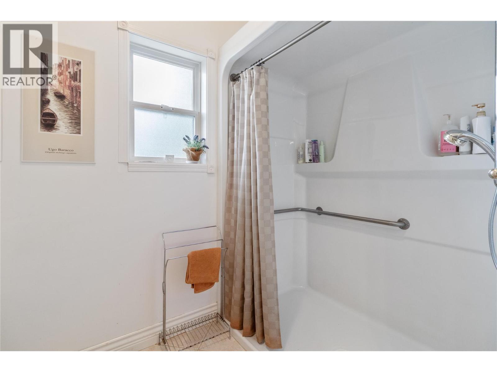  2457 Belgo Road, Kelowna