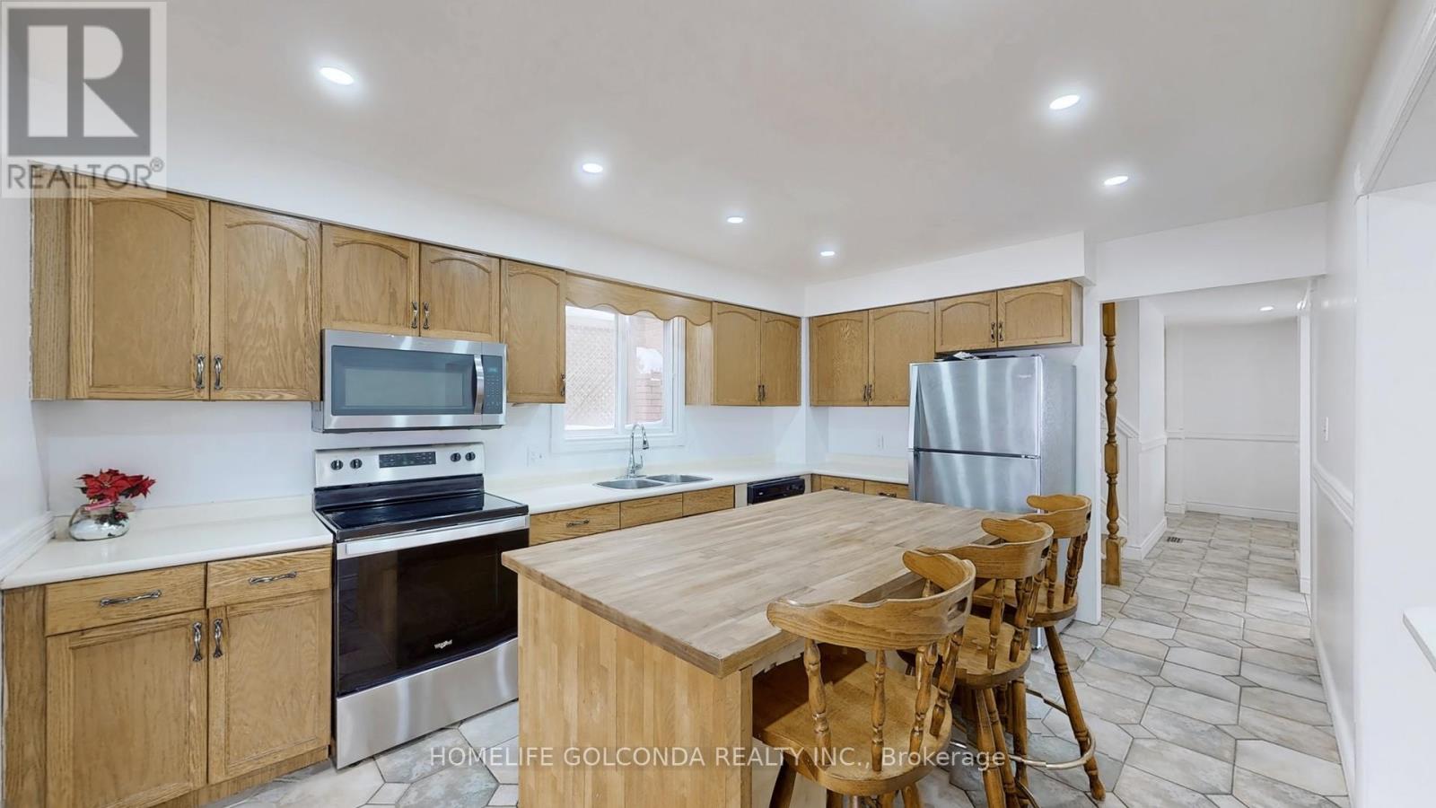 Photo 37 of 129 Kerr Boulevard, New Tecumseth ON