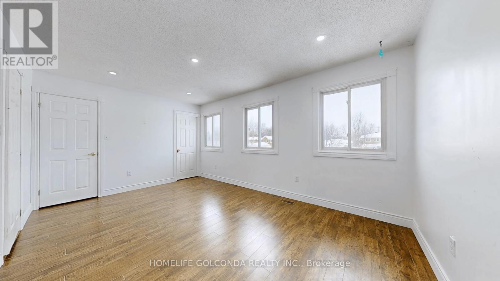 Photo 27 of 129 Kerr Boulevard, New Tecumseth ON