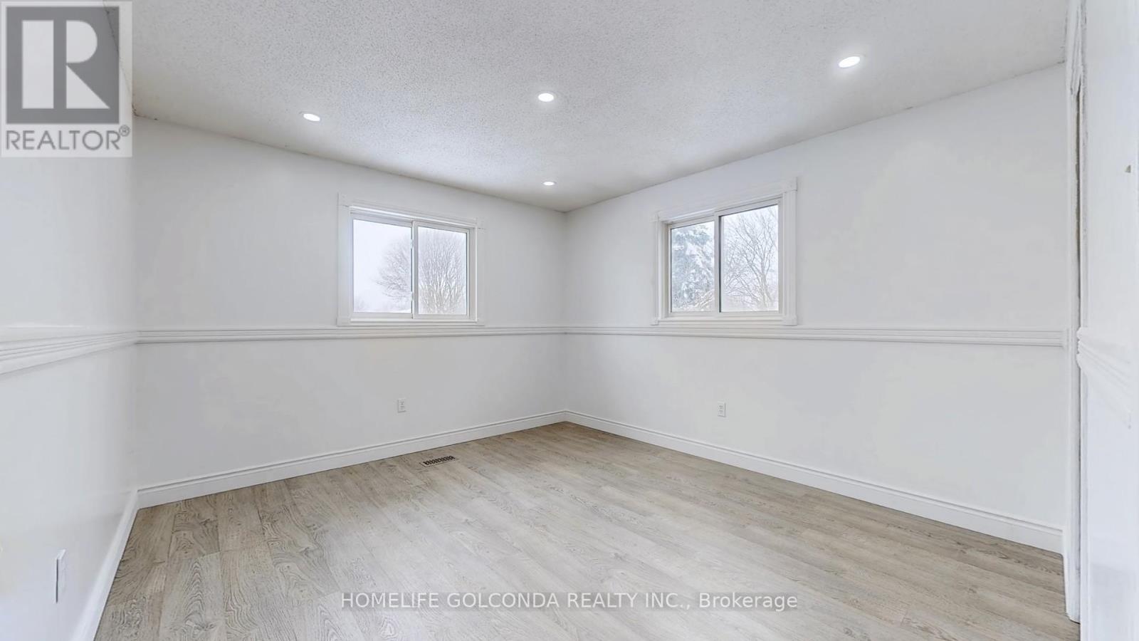 Photo 3 of 129 Kerr Boulevard, New Tecumseth ON