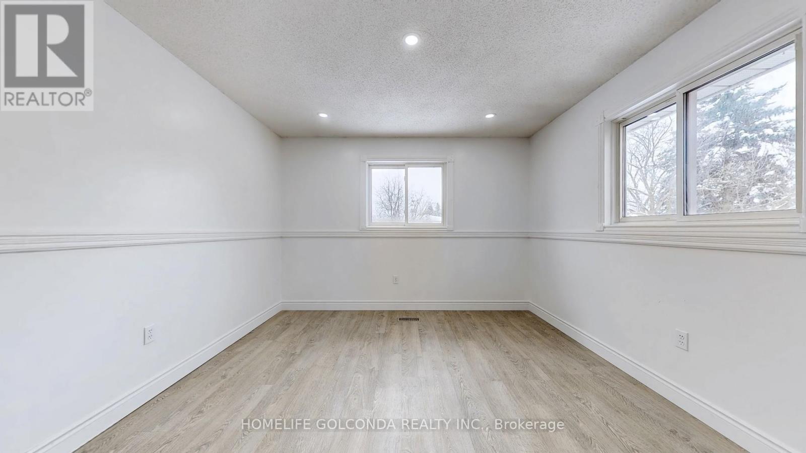 Photo 29 of 129 Kerr Boulevard, New Tecumseth ON