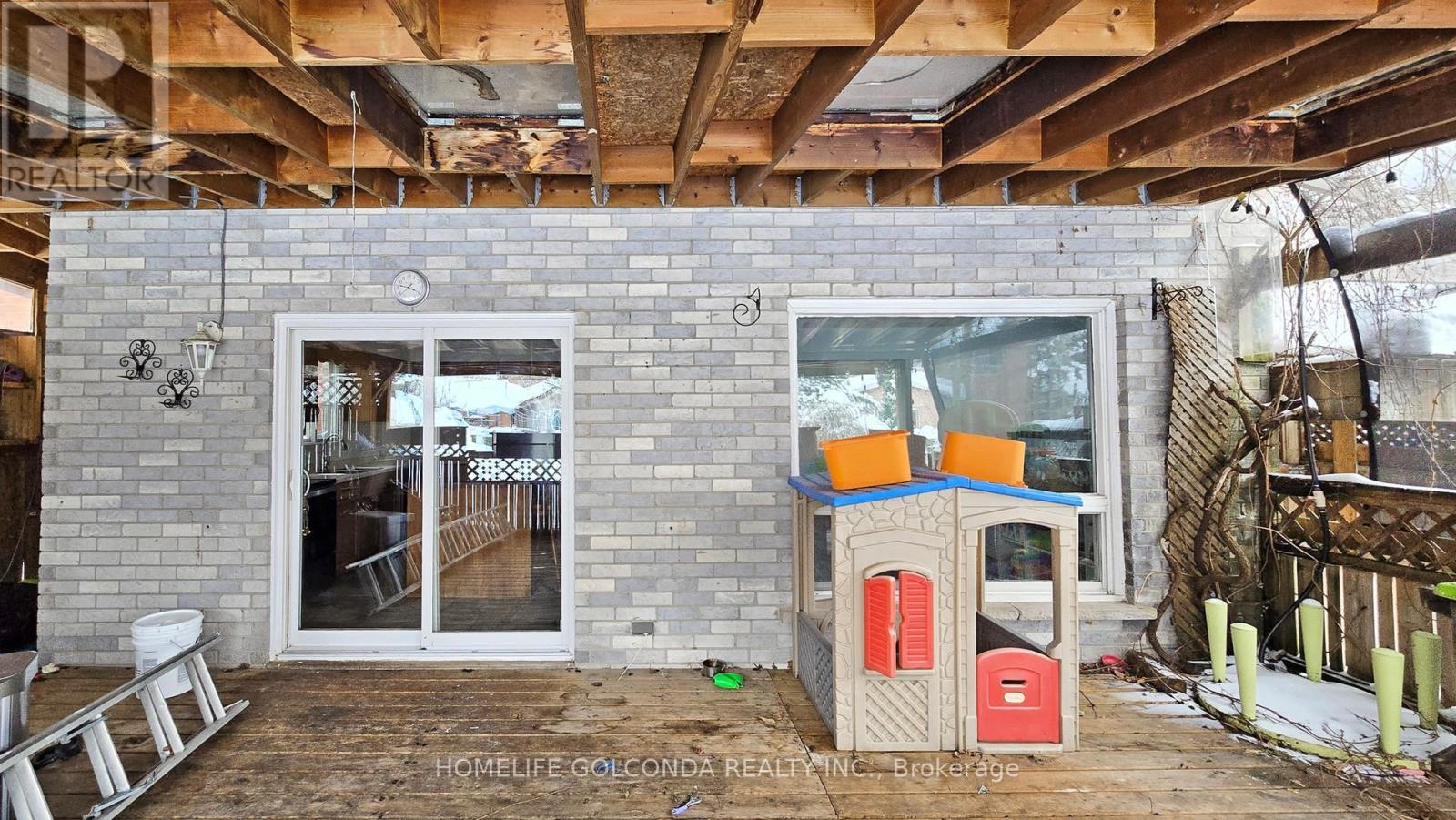 Photo 32 of 129 Kerr Boulevard, New Tecumseth ON