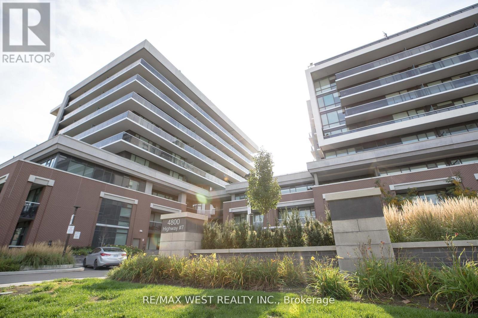 Photo 32 of 222 4800 Highway 7 Road, Vaughan ON