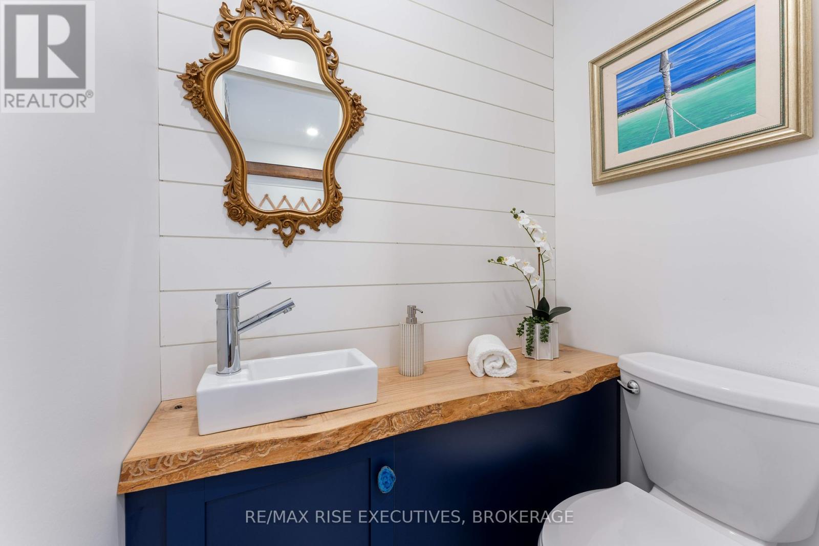Photo 13 of 91 Raglan Road, Kingston ON