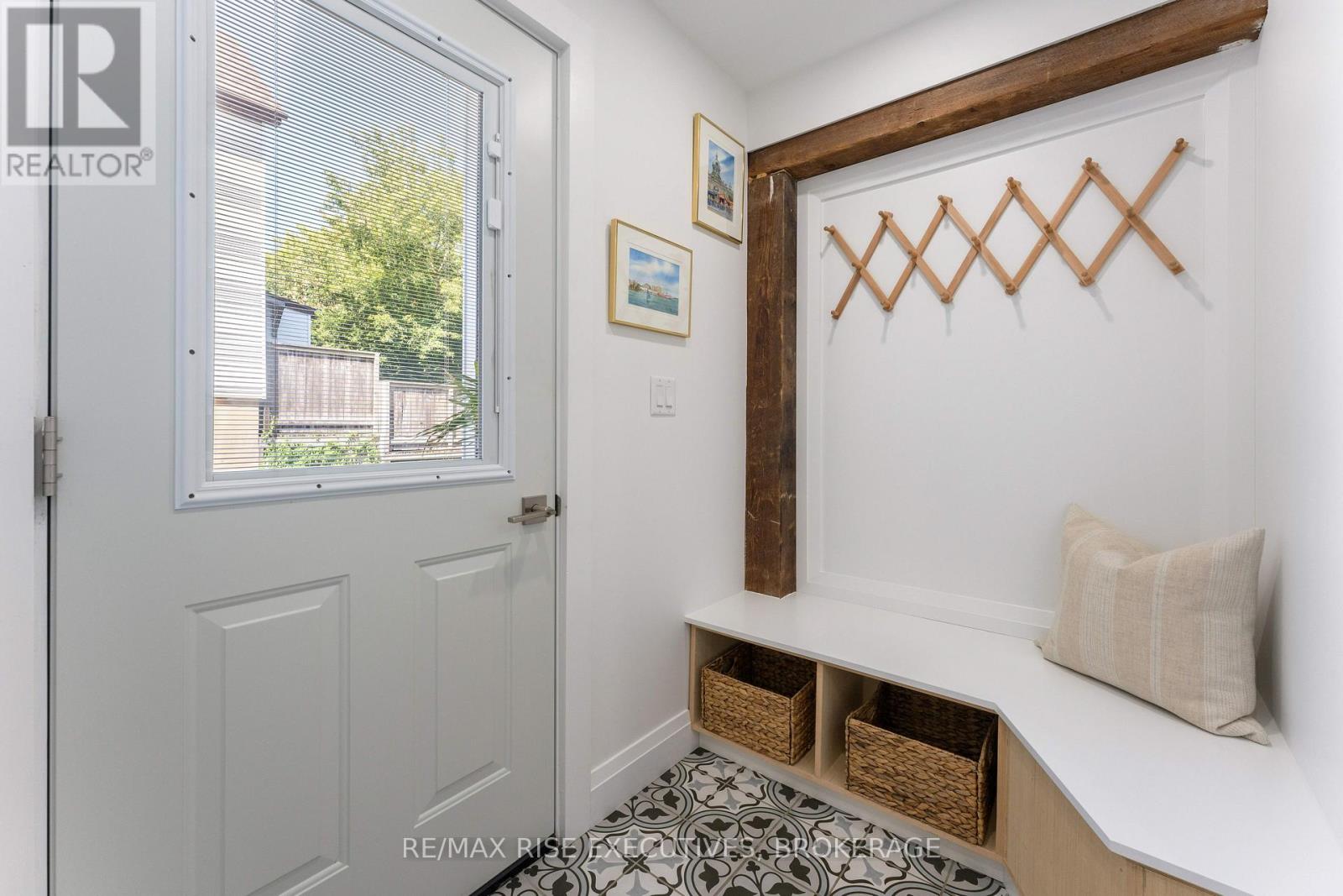 Photo 14 of 91 Raglan Road, Kingston ON