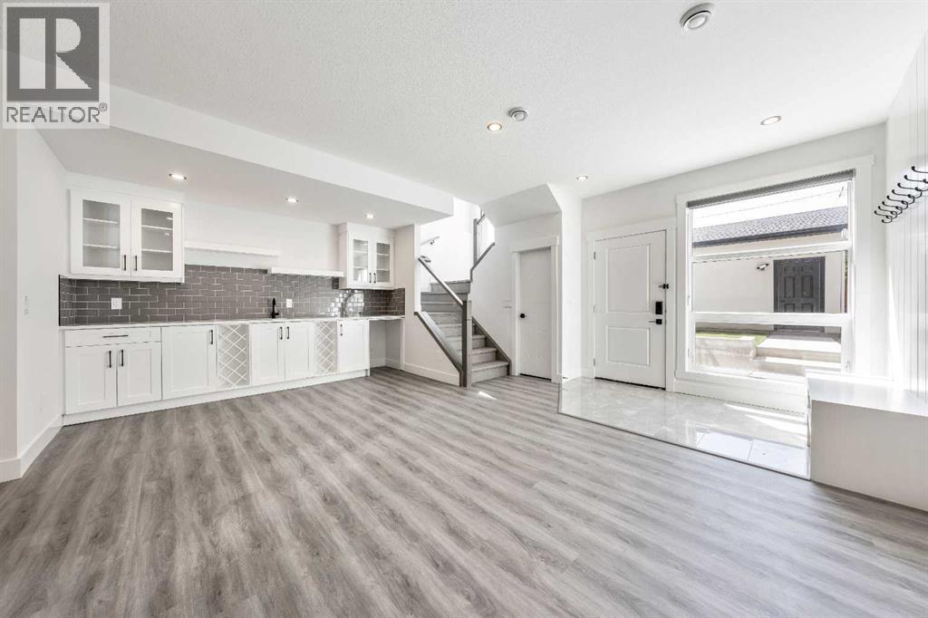 Single Family House for Sale in   Avenue NW Montgomery Calgary 