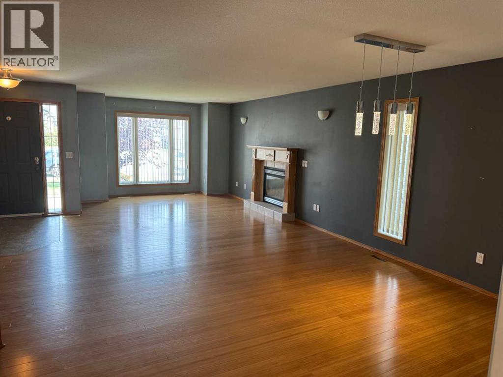 4827 56 Avenue, Innisfail