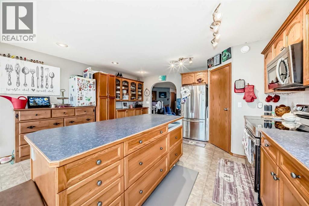 4827 56 Avenue, Innisfail