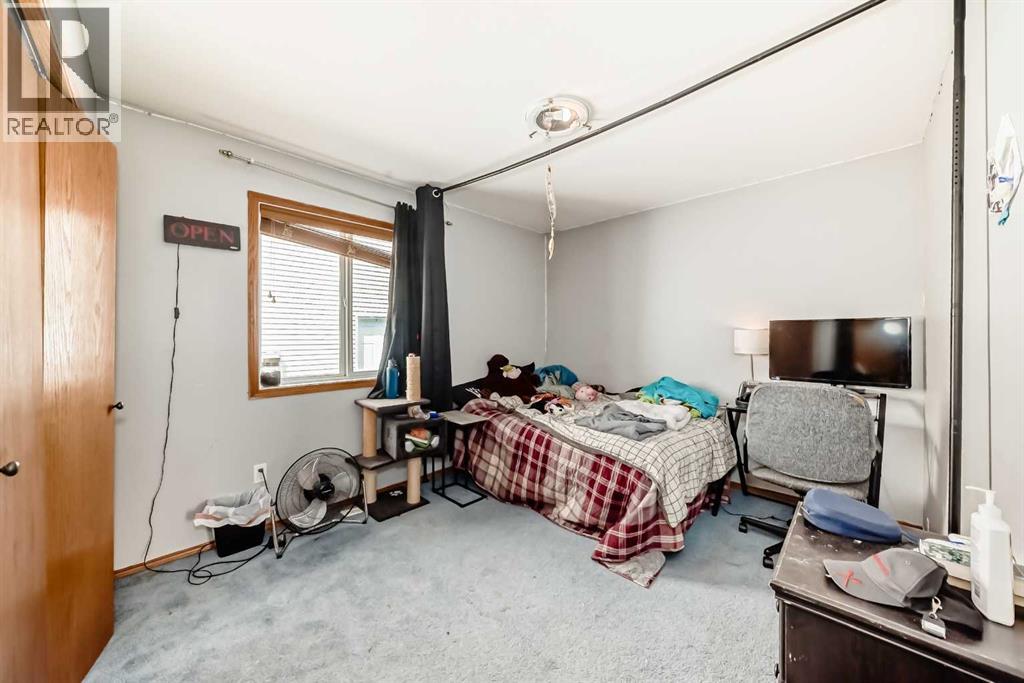 4827 56 Avenue, Innisfail