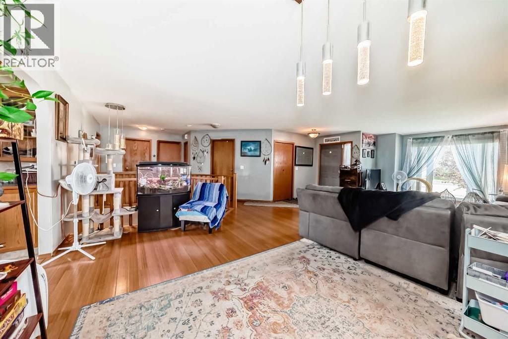 4827 56 Avenue, Innisfail