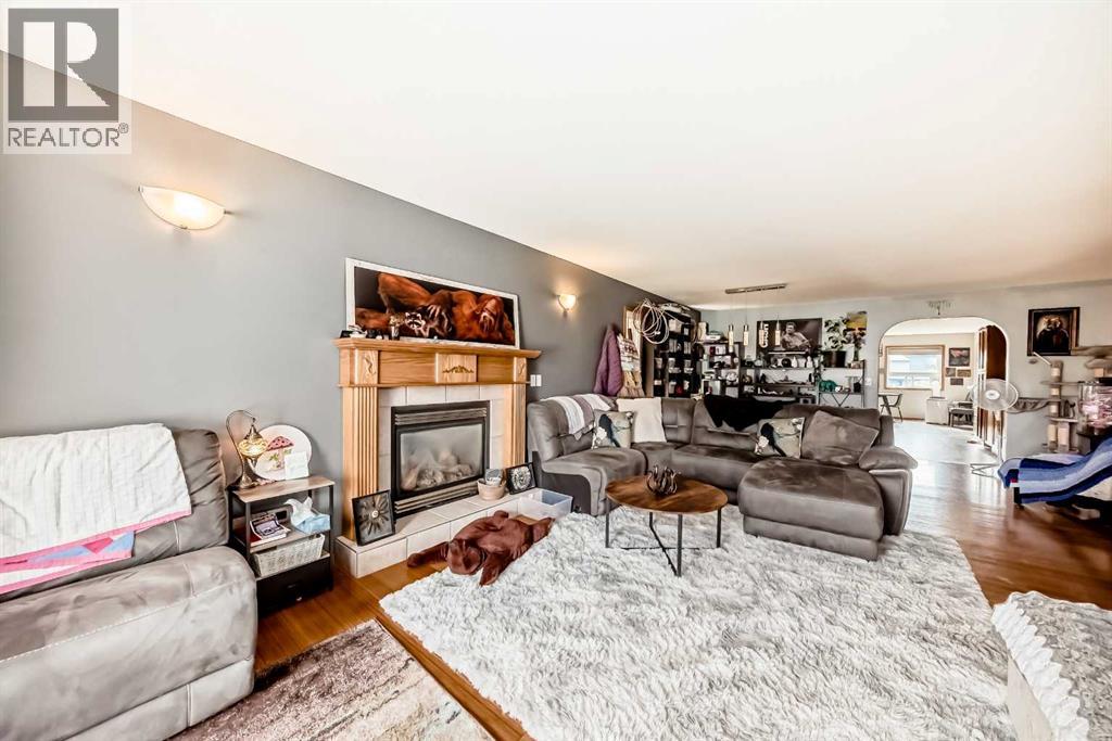 4827 56 Avenue, Innisfail