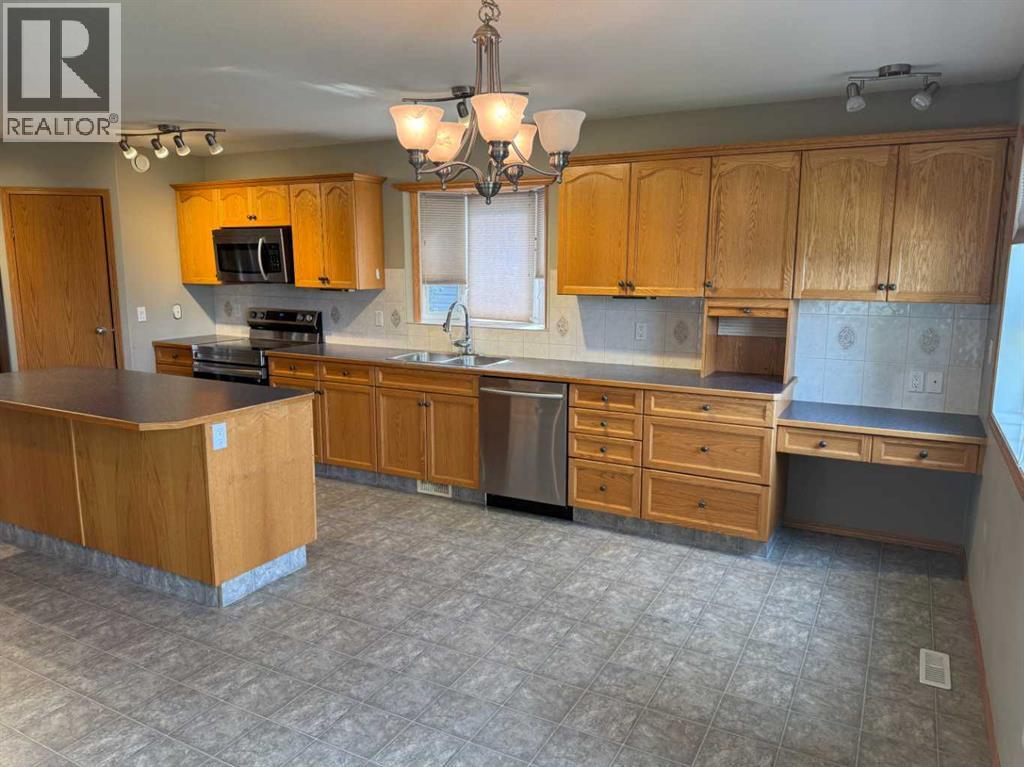 4827 56 Avenue, Innisfail