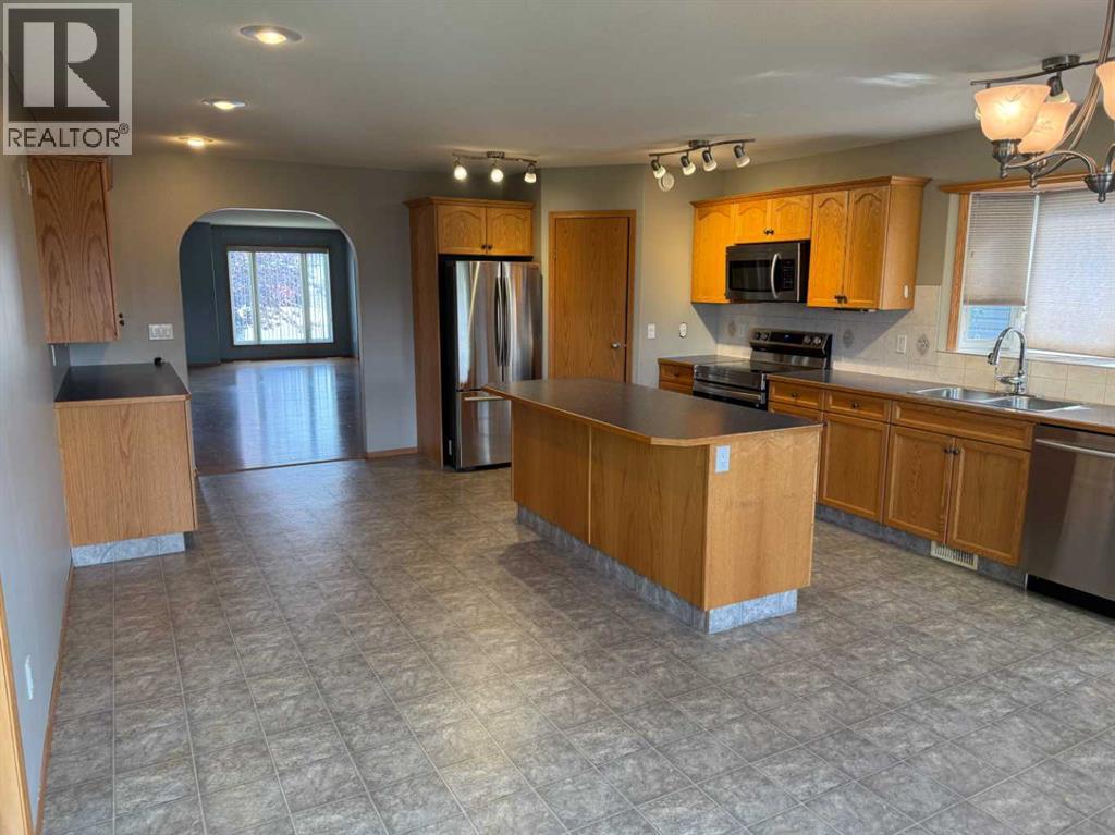 4827 56 Avenue, Innisfail