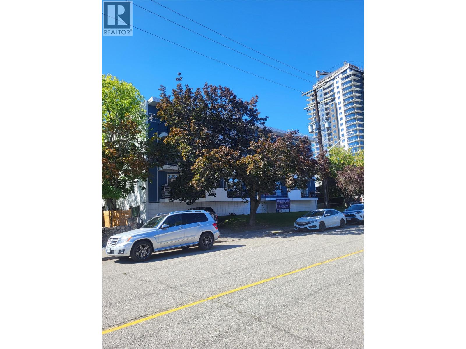 527 Battle Street - 2