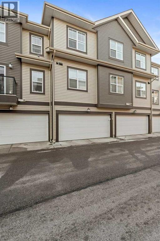 Single Family House for Sale in  Mckenzie Towne Square SE McKenzie Towne Calgary 