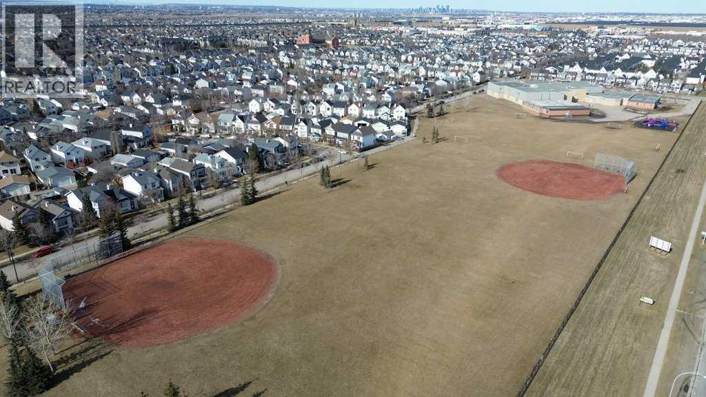 Single Family House for Sale in  Mckenzie Towne Square SE McKenzie Towne Calgary 