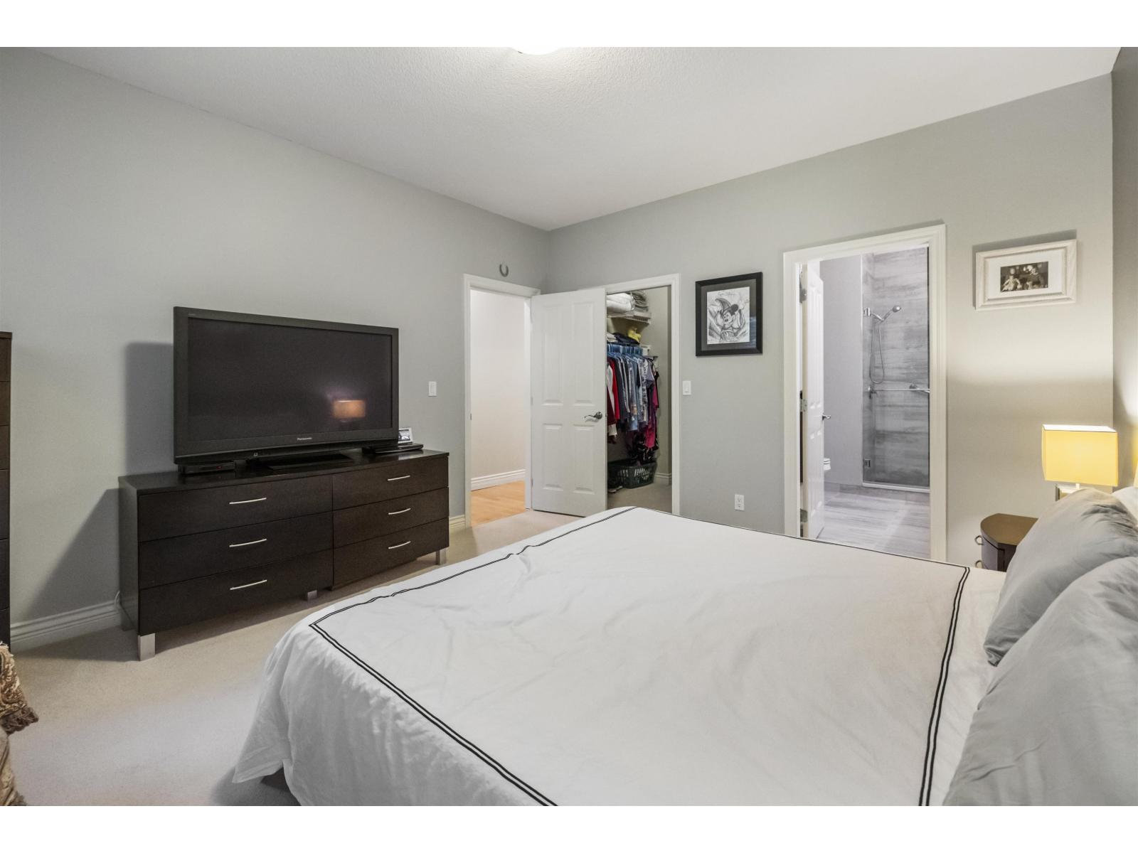 Photo 27 of 30 5688 152 Street, Surrey BC