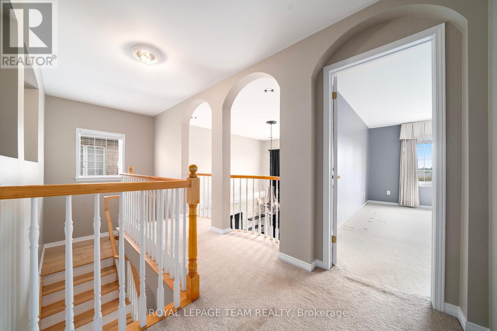 Photo 13 of 9 Fencerow Way, Ottawa ON