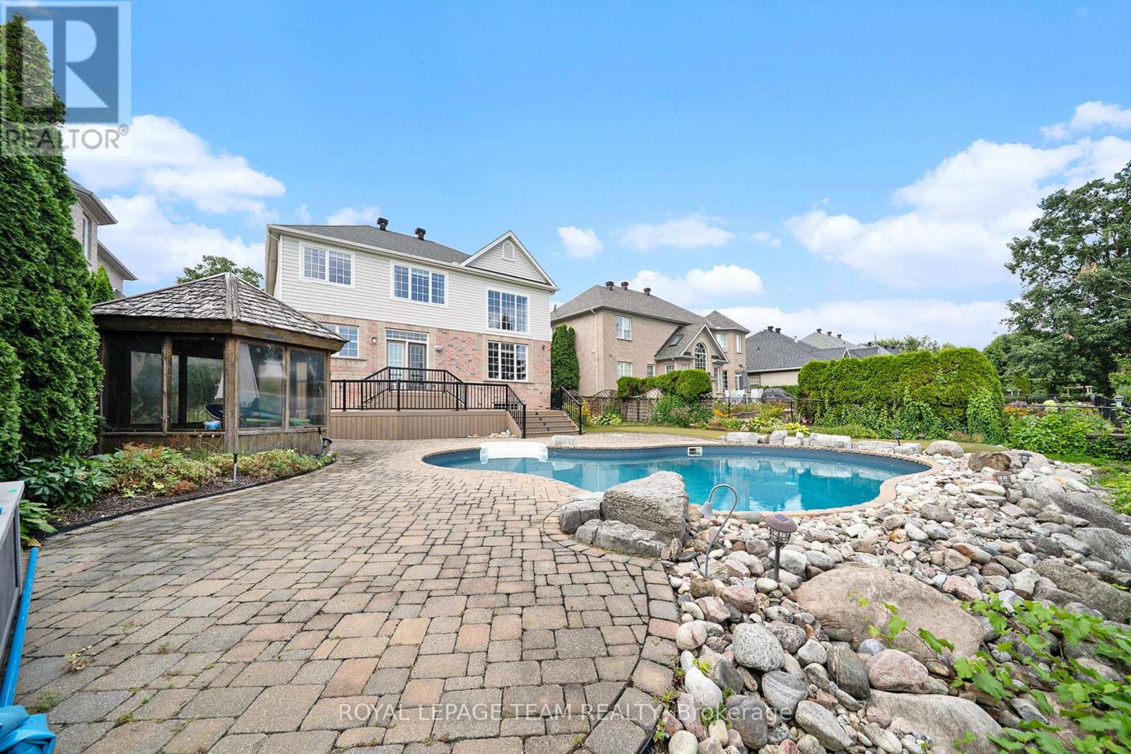 Photo 25 of 9 Fencerow Way, Ottawa ON
