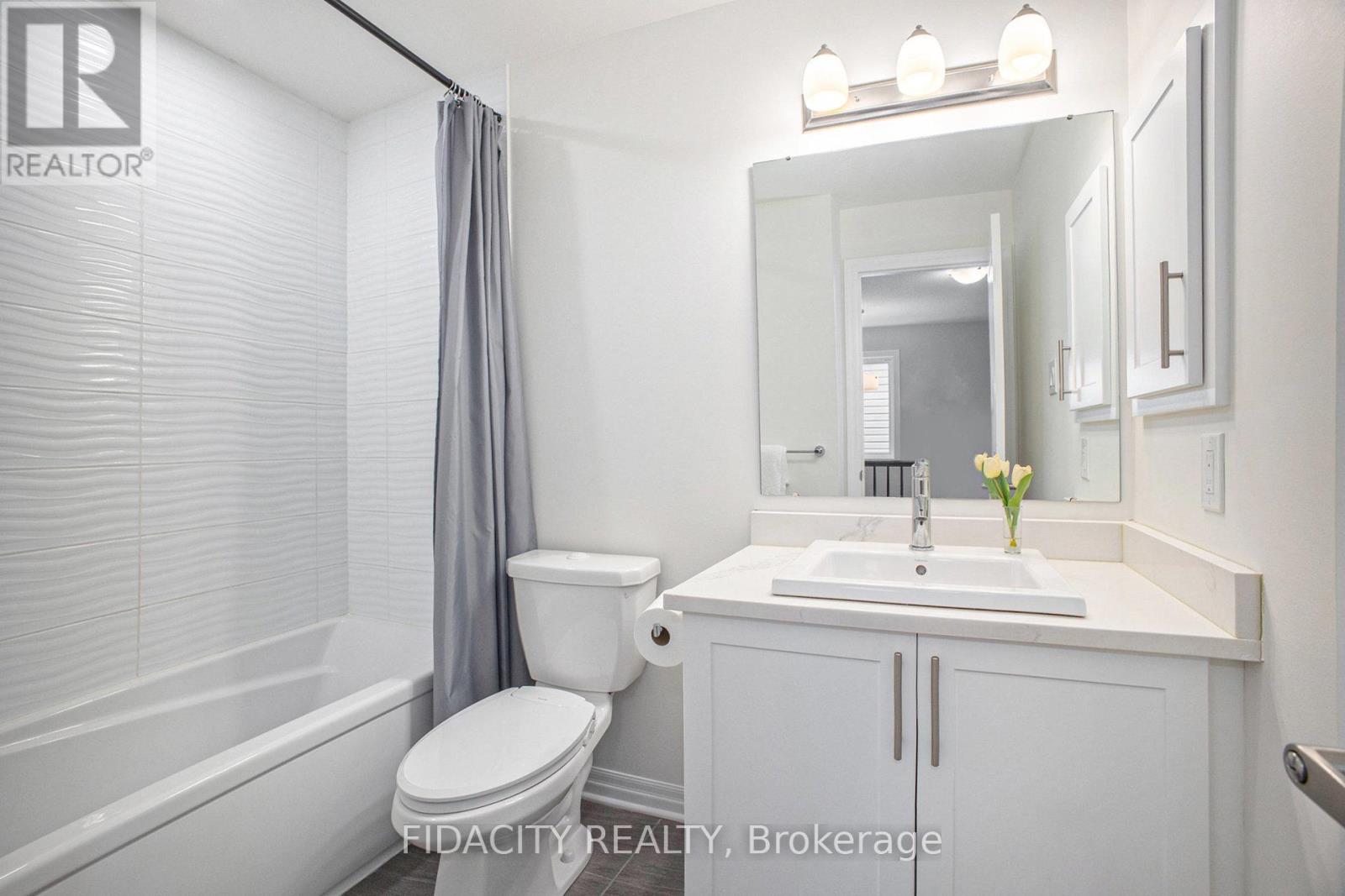 Photo 24 of 168 Overberg Way, Ottawa ON