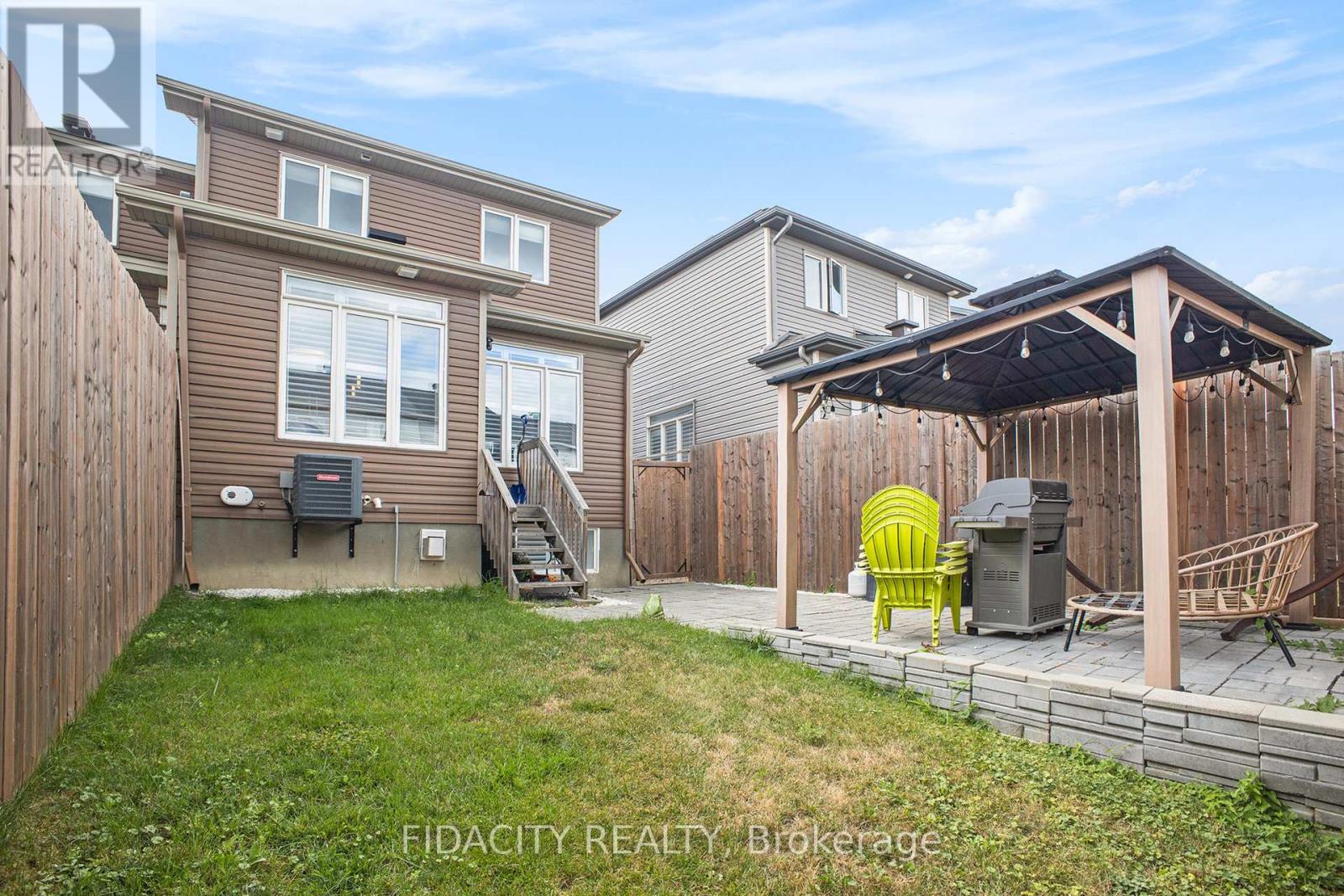 Photo 29 of 168 Overberg Way, Ottawa ON