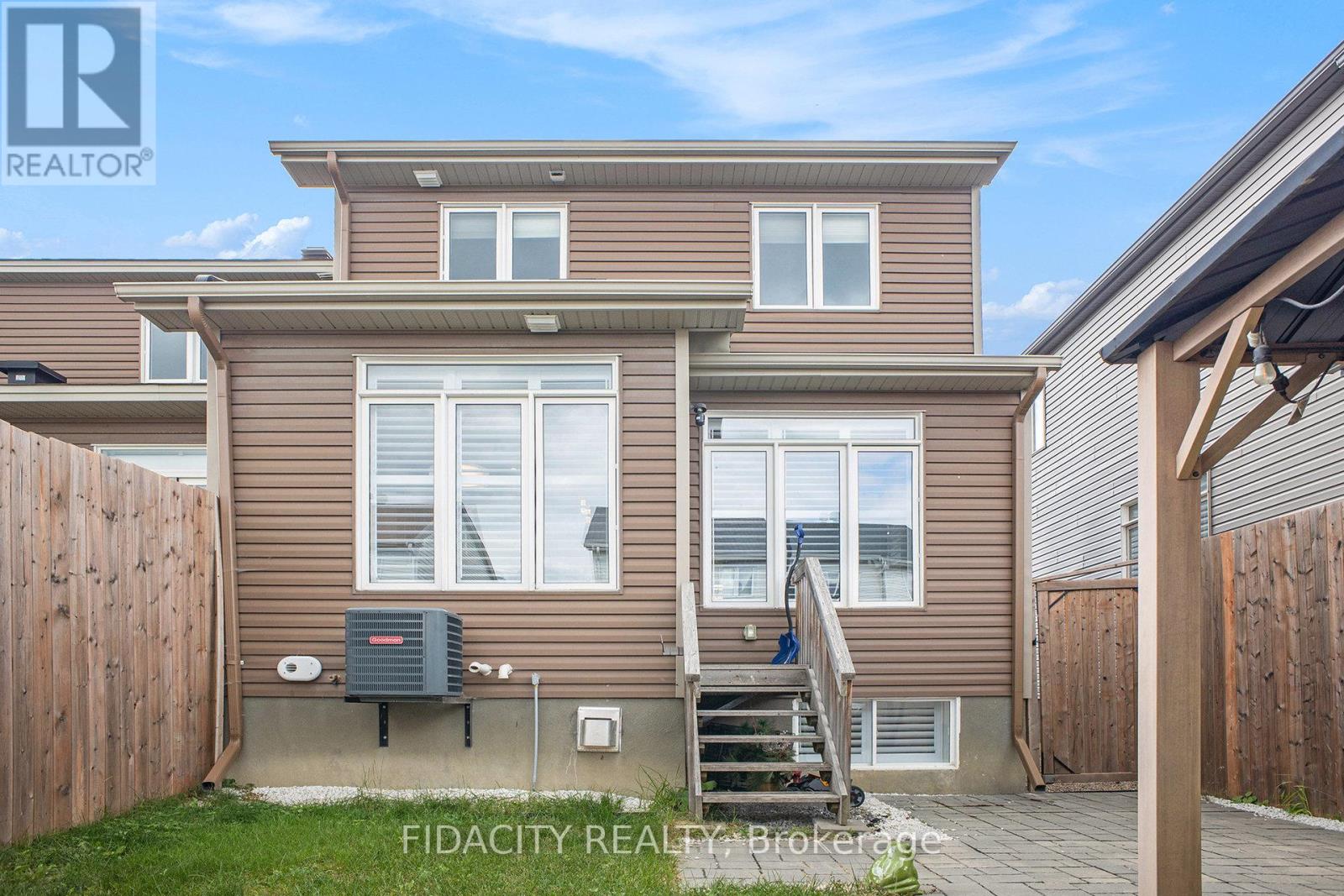 Photo 30 of 168 Overberg Way, Ottawa ON