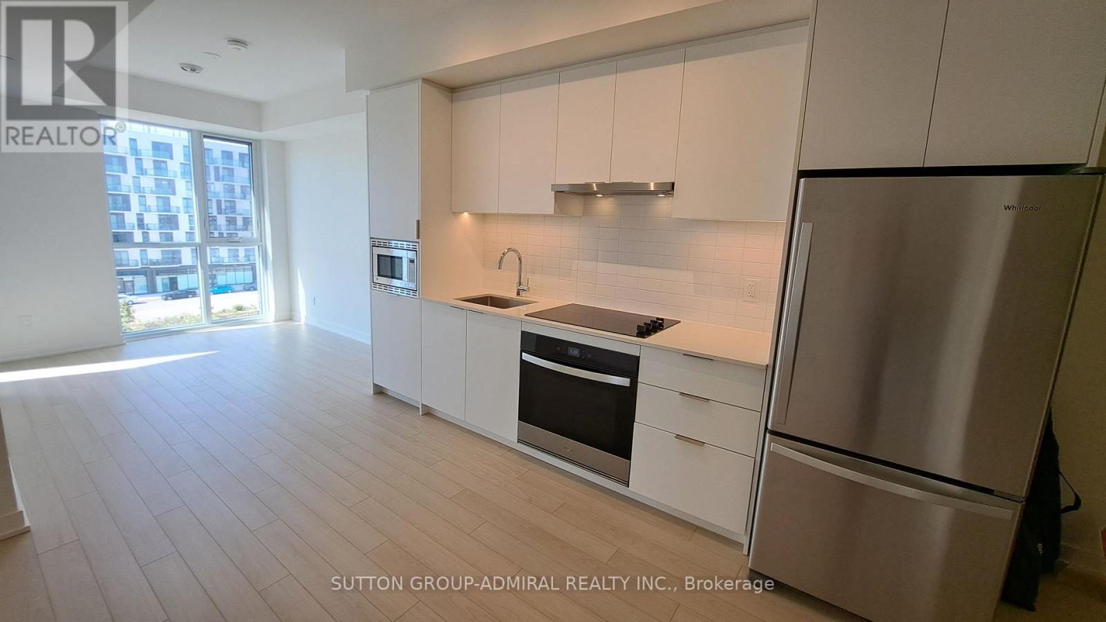 Photo 5 of 504 3079 Trafalgar Road, Oakville ON