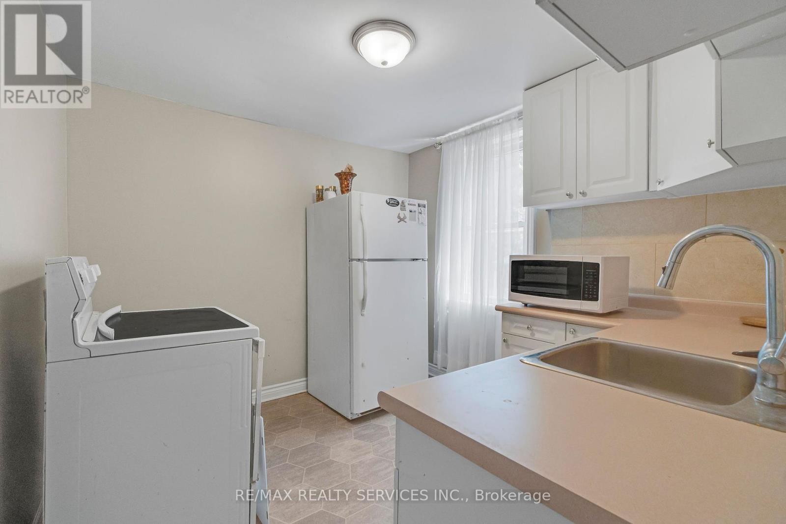 Photo 36 of 2 Parsons Avenue, Caledon ON