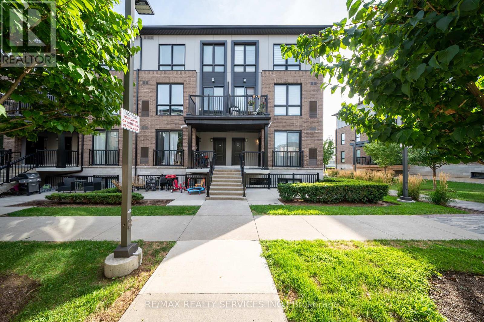 Photo 22 of 105 1208 Main Street E, Milton ON