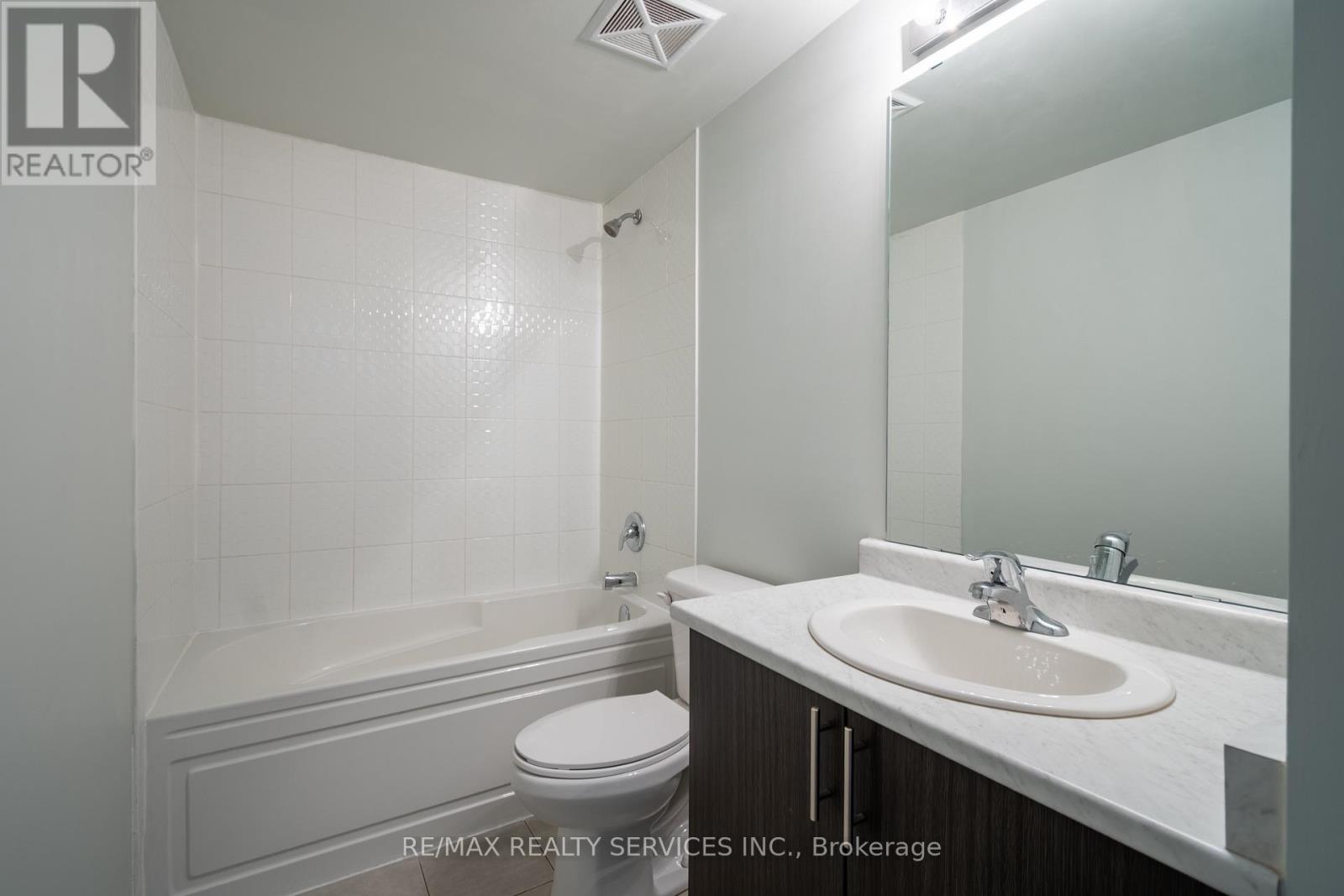 Photo 21 of 105 1208 Main Street E, Milton ON