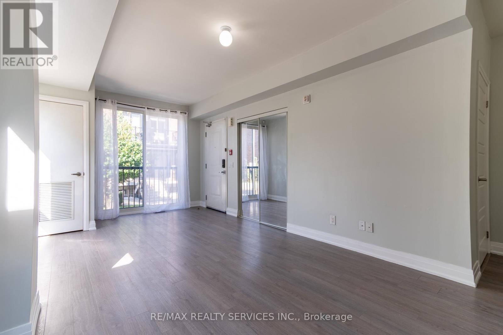 Photo 3 of 105 1208 Main Street E, Milton ON