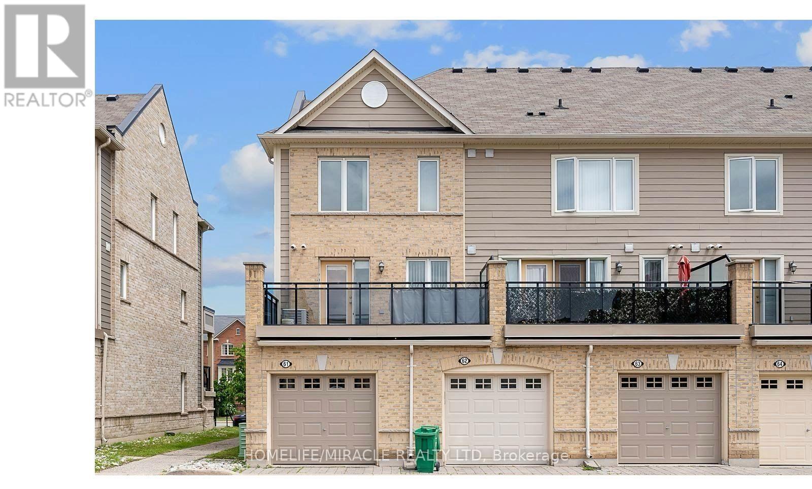 Photo 16 of 61 60 Fairwood Circle, Brampton ON