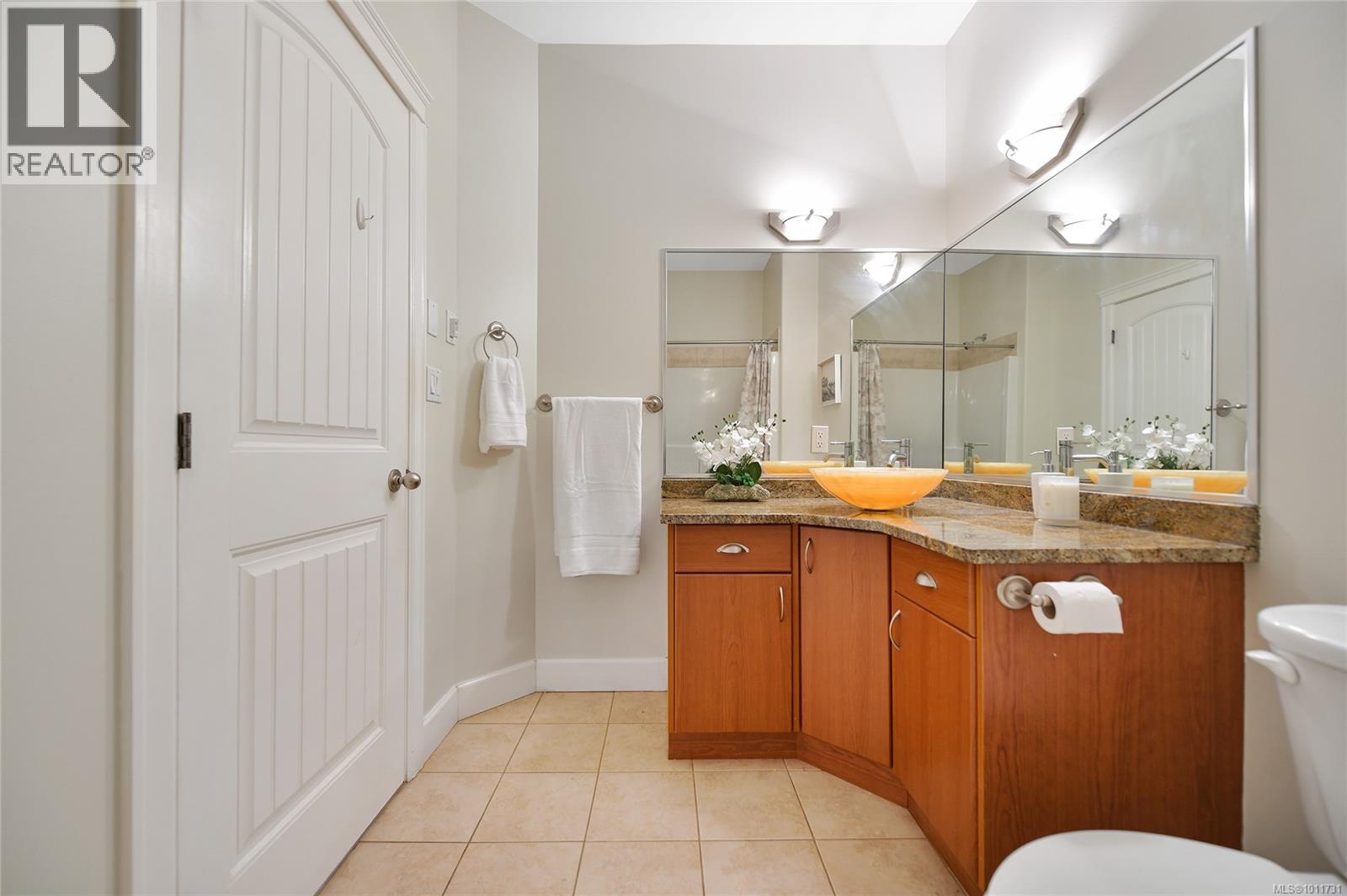 Photo 15 of 2110 Bishops Gate, Langford BC