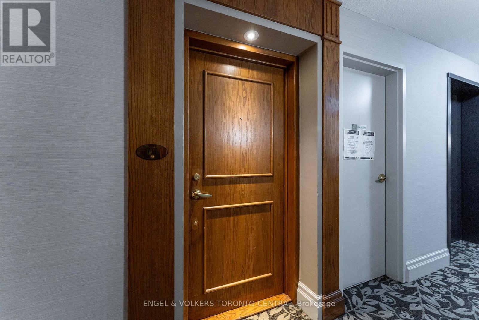 Photo 32 of 715 1 Lee Centre Drive, Toronto ON