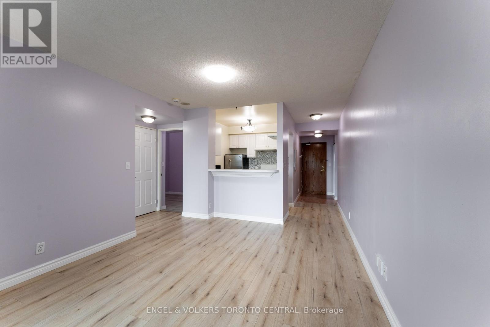 Photo 38 of 715 1 Lee Centre Drive, Toronto ON